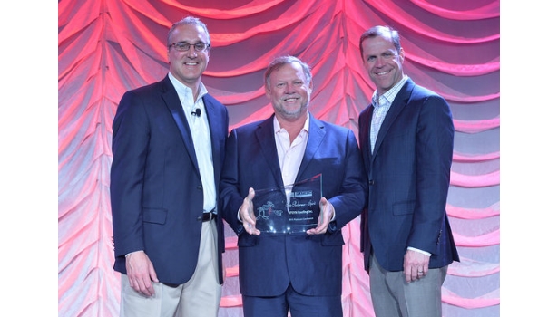 Owens Corning 2015 Platinum Contractor award recipients