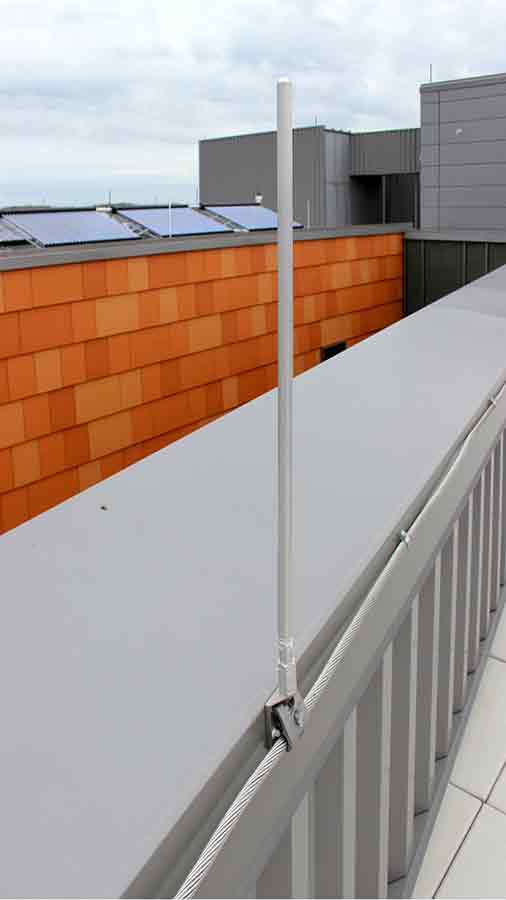 Material property, Building, Sky, Wood, Brick