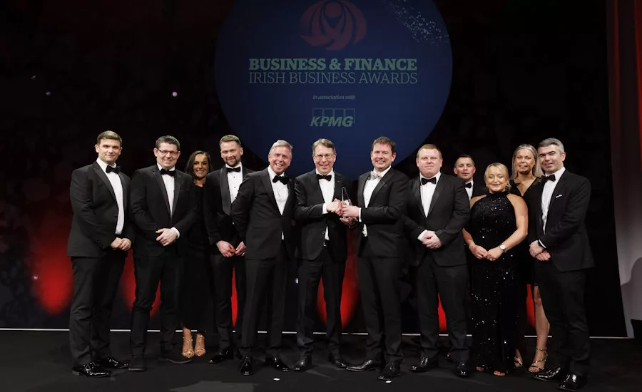 Photo 2 - Combilift Team.jpg