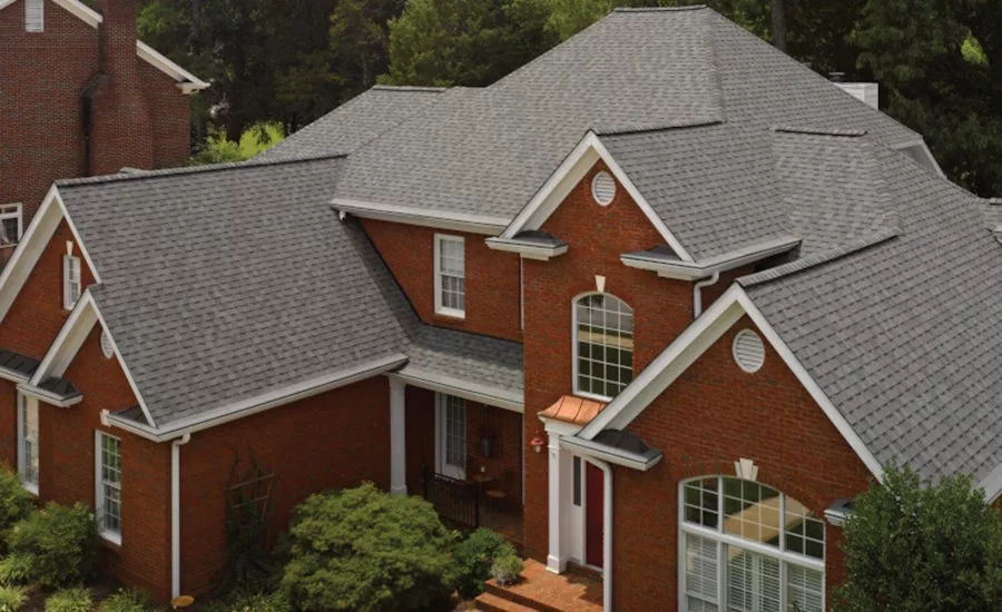 landmark_climateflex_certainteed-shingles-on-brick-home