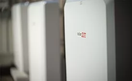 The battery is designed to meet domestic content requirements and support solar-plus-storage systems across the U.S.