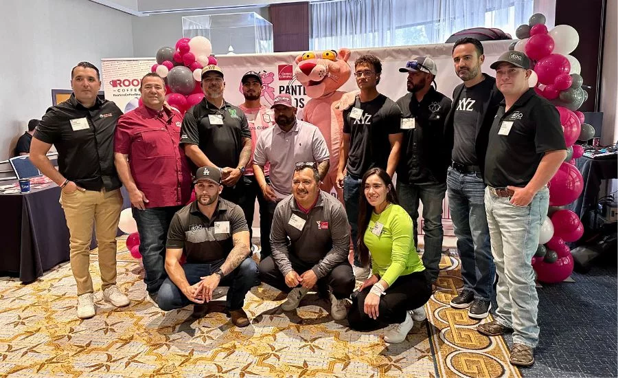 Latino contractors in group photo 