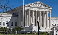 exterior-of-us-supreme-court-building