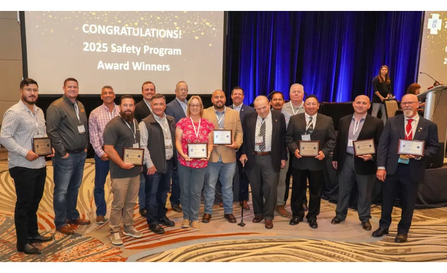 MRCA-safety-award-winners-at-conference