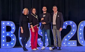 Award-presentation-RT3-award-winner