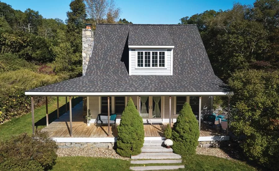 house featuring GAF Timberline HDZ shingles