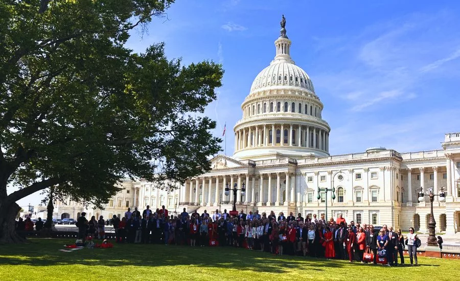 Roofing Day attendees in front of the Capitol Building