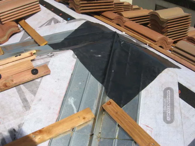 Wakaflex-boral-roofing-flashing