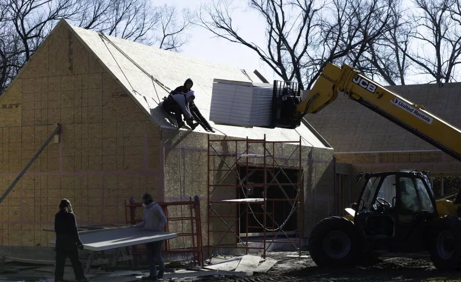 3_Atlas Roofing Photos_Page