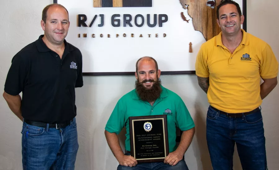 RJ Group - Ian, Shaun, Kyle