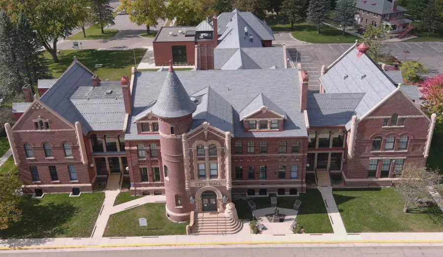 DaVinci-2020-Commercial-3