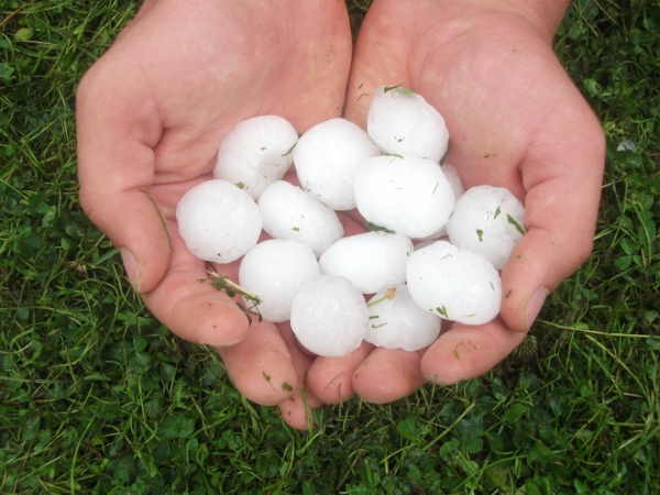 hail-hands-storm-season