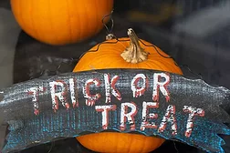 halloween-trick-or-treat
