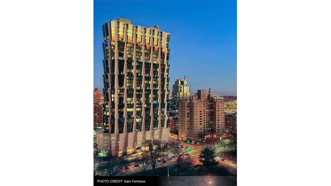 100 Above The Park 1.jpg