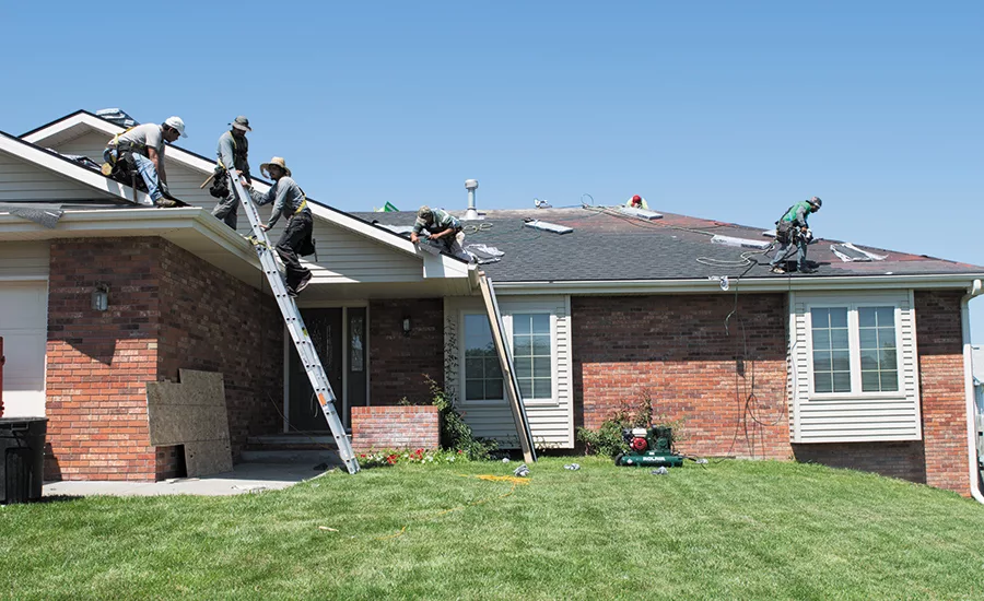 roofing contractor hot weather